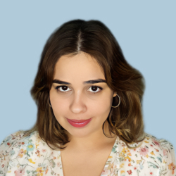 250×250 headshot nestle